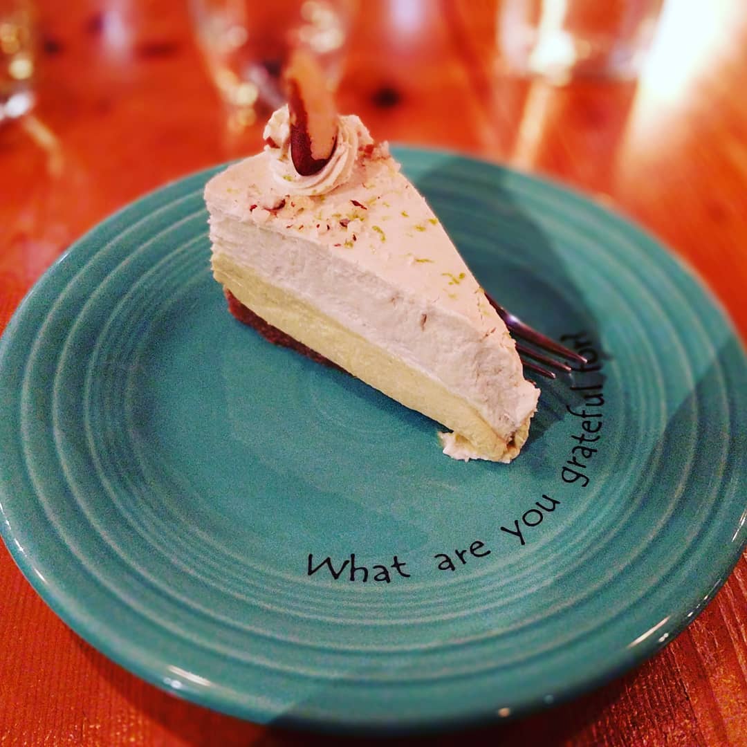 With apologies to my waistline, I couldn’t resist the key lime pie… #foodporn