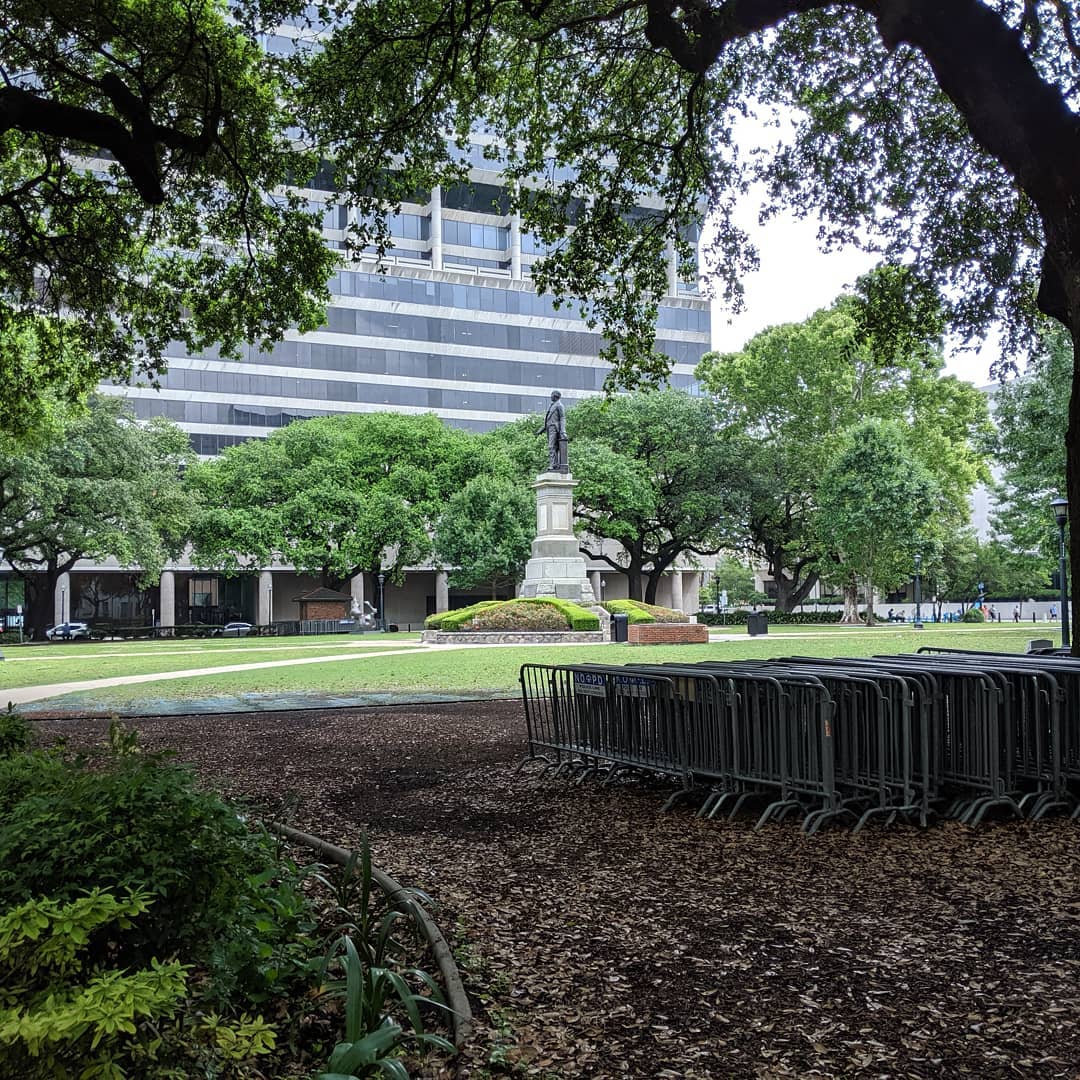 Morning tea in Lafayette Square.