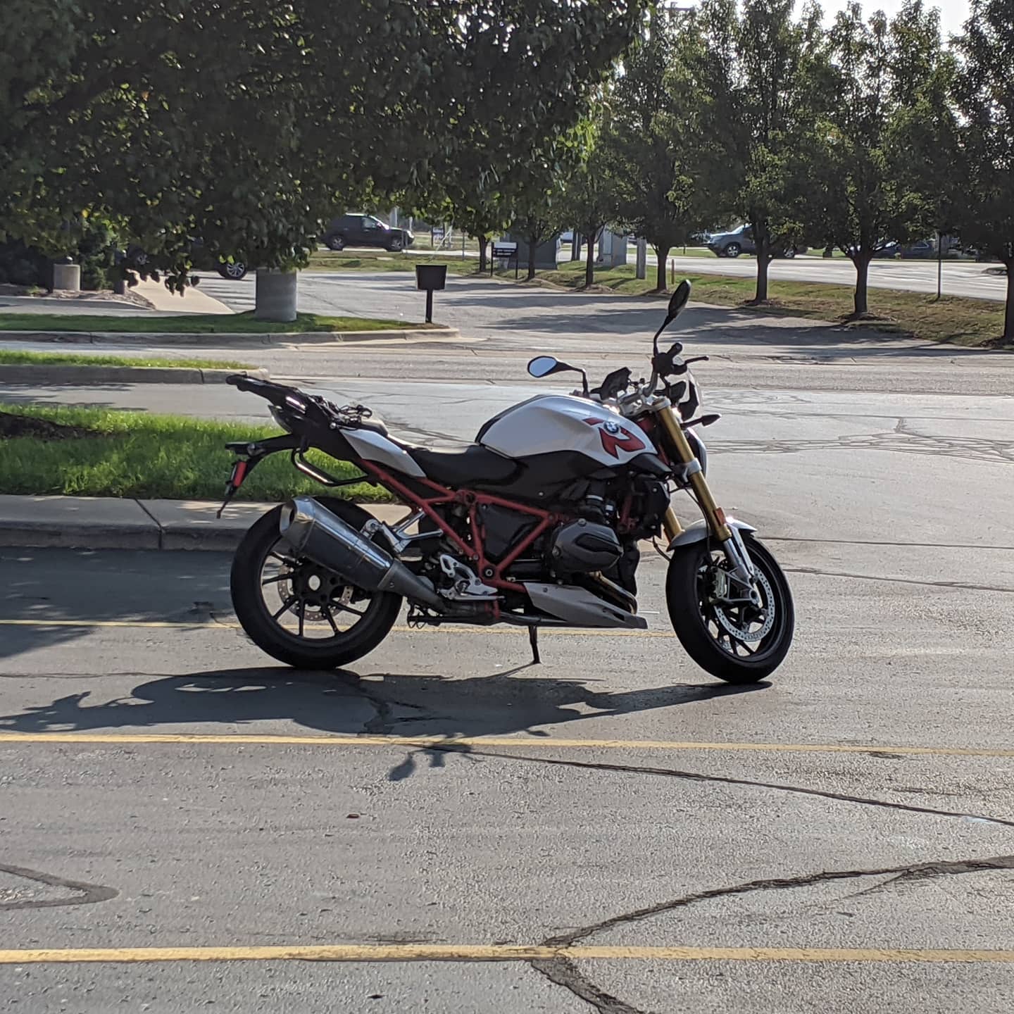 Awww... My bike is looking naked and lonely. I should go give it some company #motorrad #roadtrip #michigan