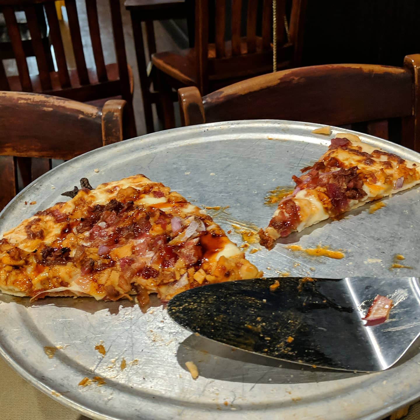 Oh god I want more but shouldn't eat it... #foodporn #detroit #pizzapapalis