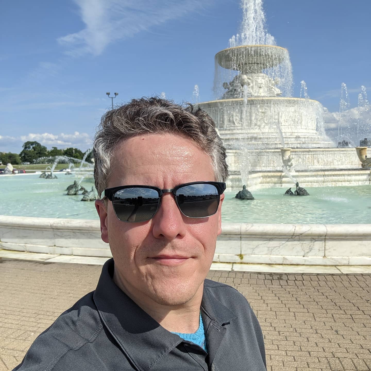 Of course I had to stop by the iconic #belleisle fountain #detroit