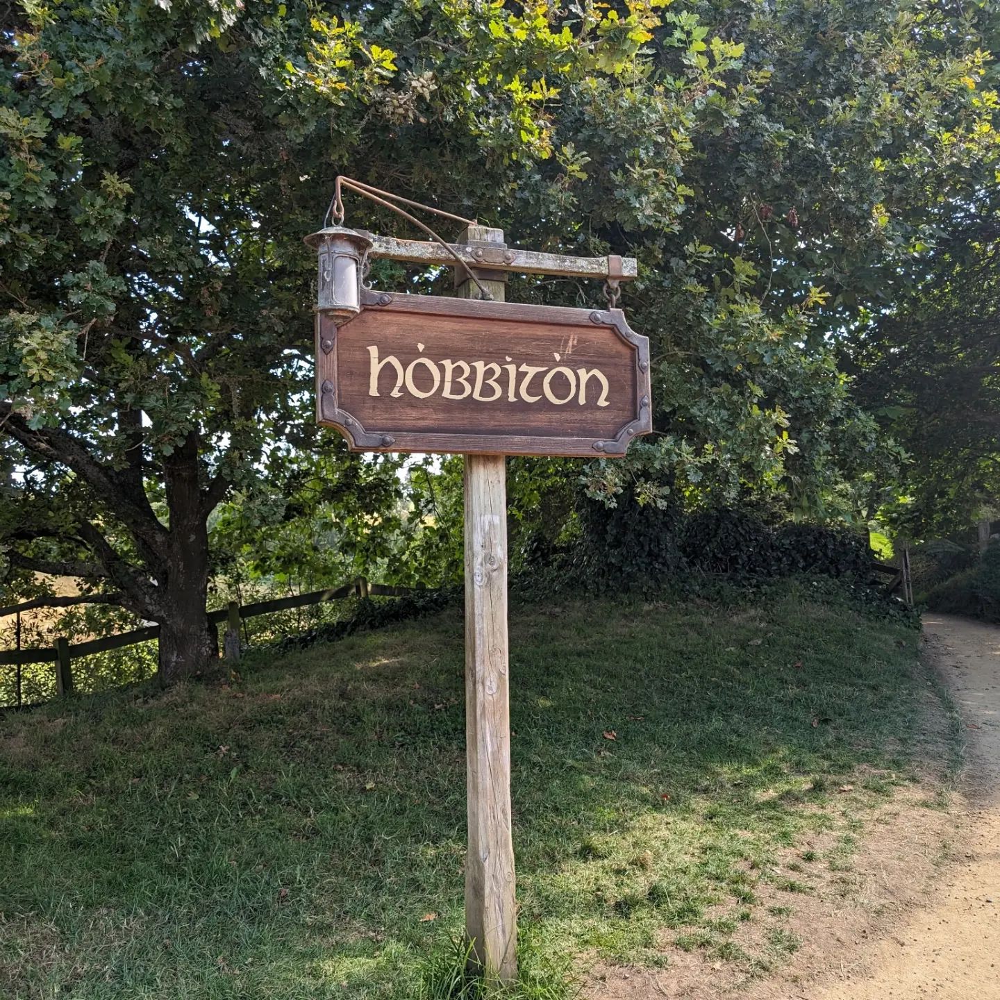 Do you wish me a good morning, or mean that it is a good morning whether I want it or not, or that you feel good this morning, or that it is a morning to be good on? #hobbiton #theshire #newzealand